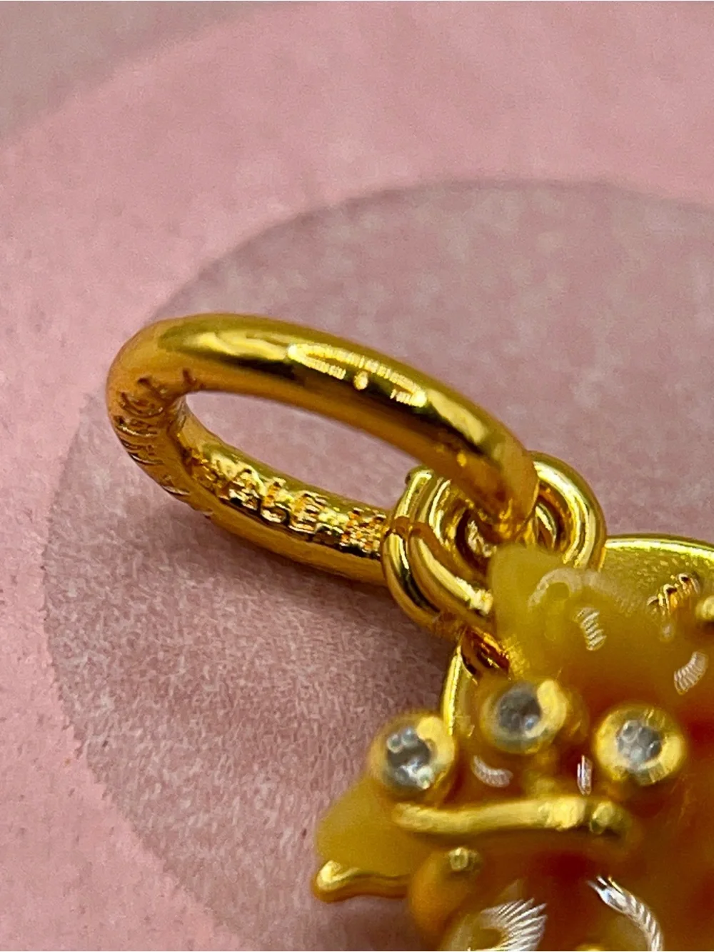 Pandora Disney Tangled Rapunzel Sundrop Flower Glow In The Dark Dangle Charm